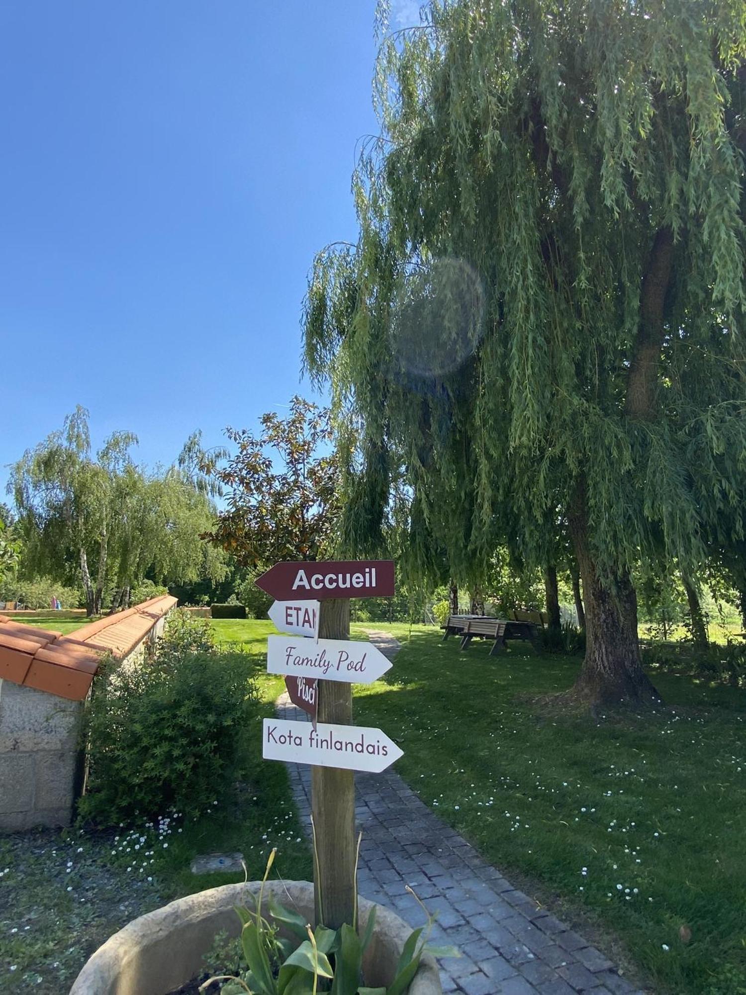 Chalets Clos Du Marais Chemille-en-Anjou Esterno foto